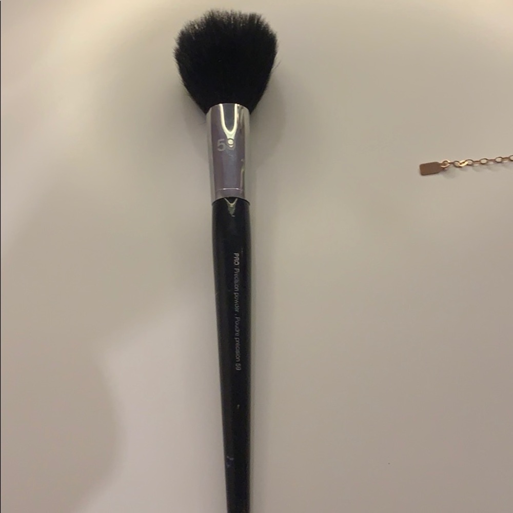 sephora powder brush